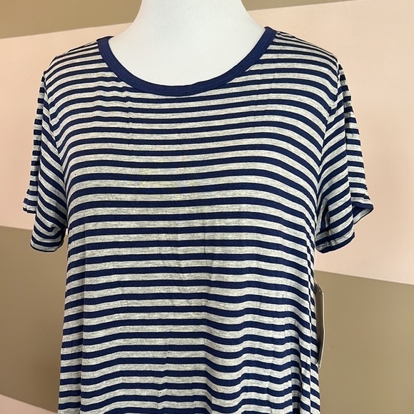 LulaRoe Carly Dress - Picture 2 of 7